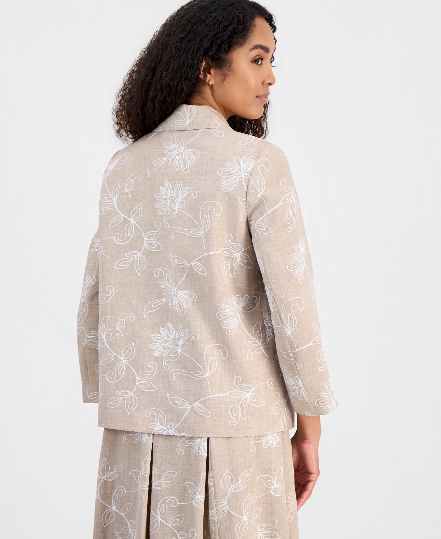 Women's Boxy Floral Embroidered Jacket, Regular & Petite