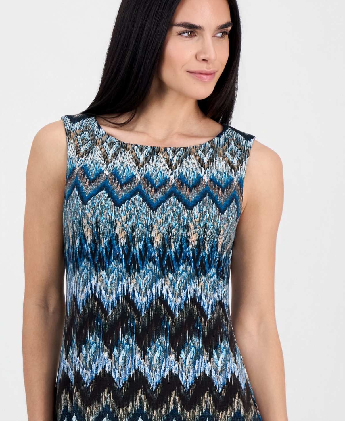 Connected Petite Sleeveless Shift Dress