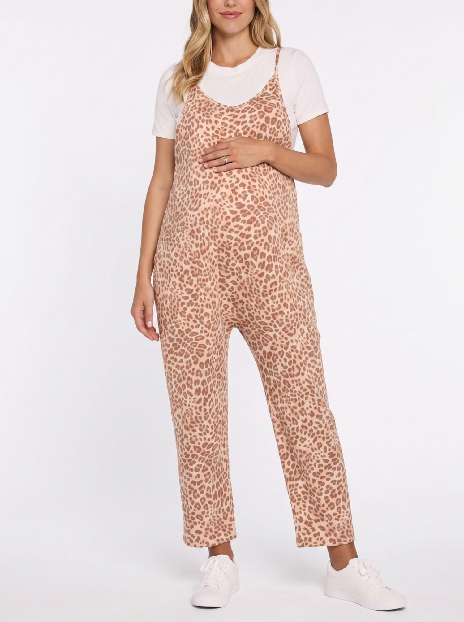 Women's Sleeveless Relaxed Fit Jumpsuit - Motherhood