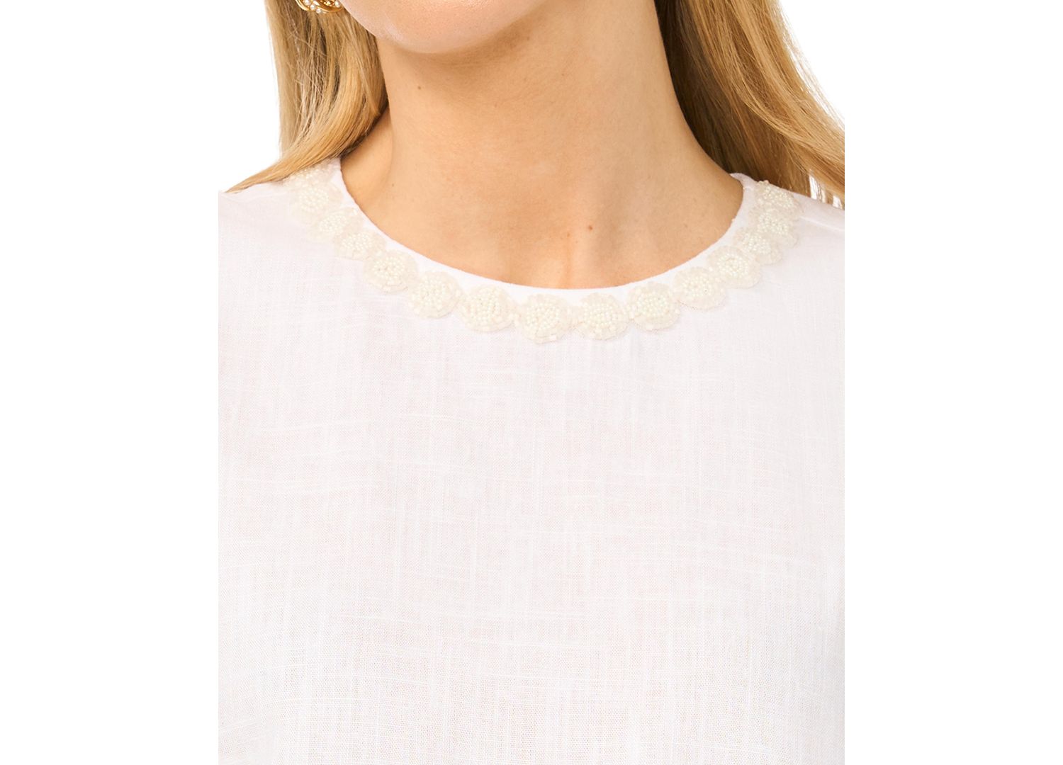 Plus Size Sleeveless Crewneck Blouse