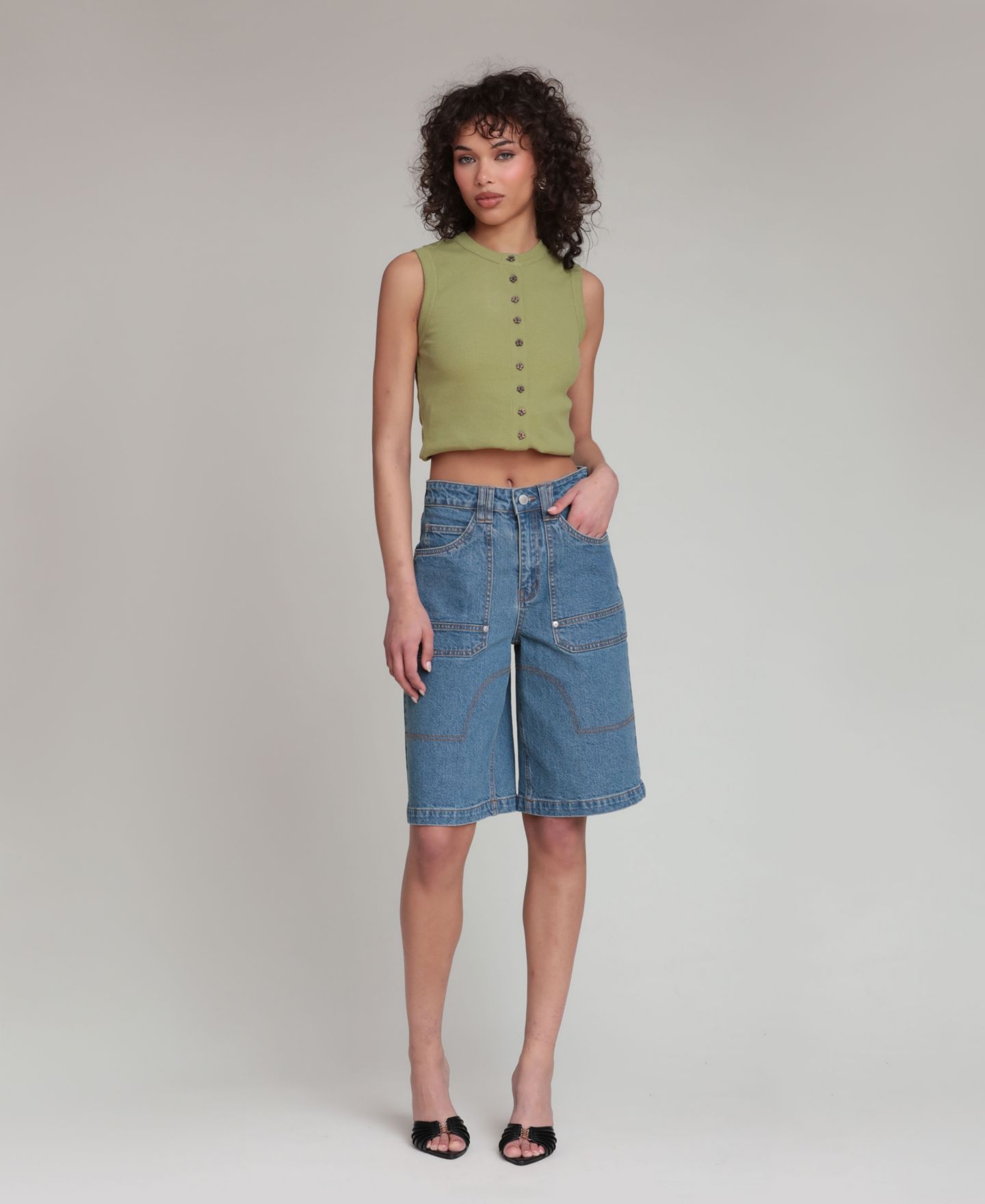 Женские шорты Avec Les Filles Straight-Leg Denim Shorts, цвет: Варёный — фото 1