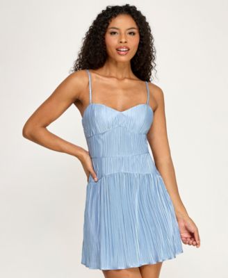 Juniors' Sweetheart Neck Pleated Dress