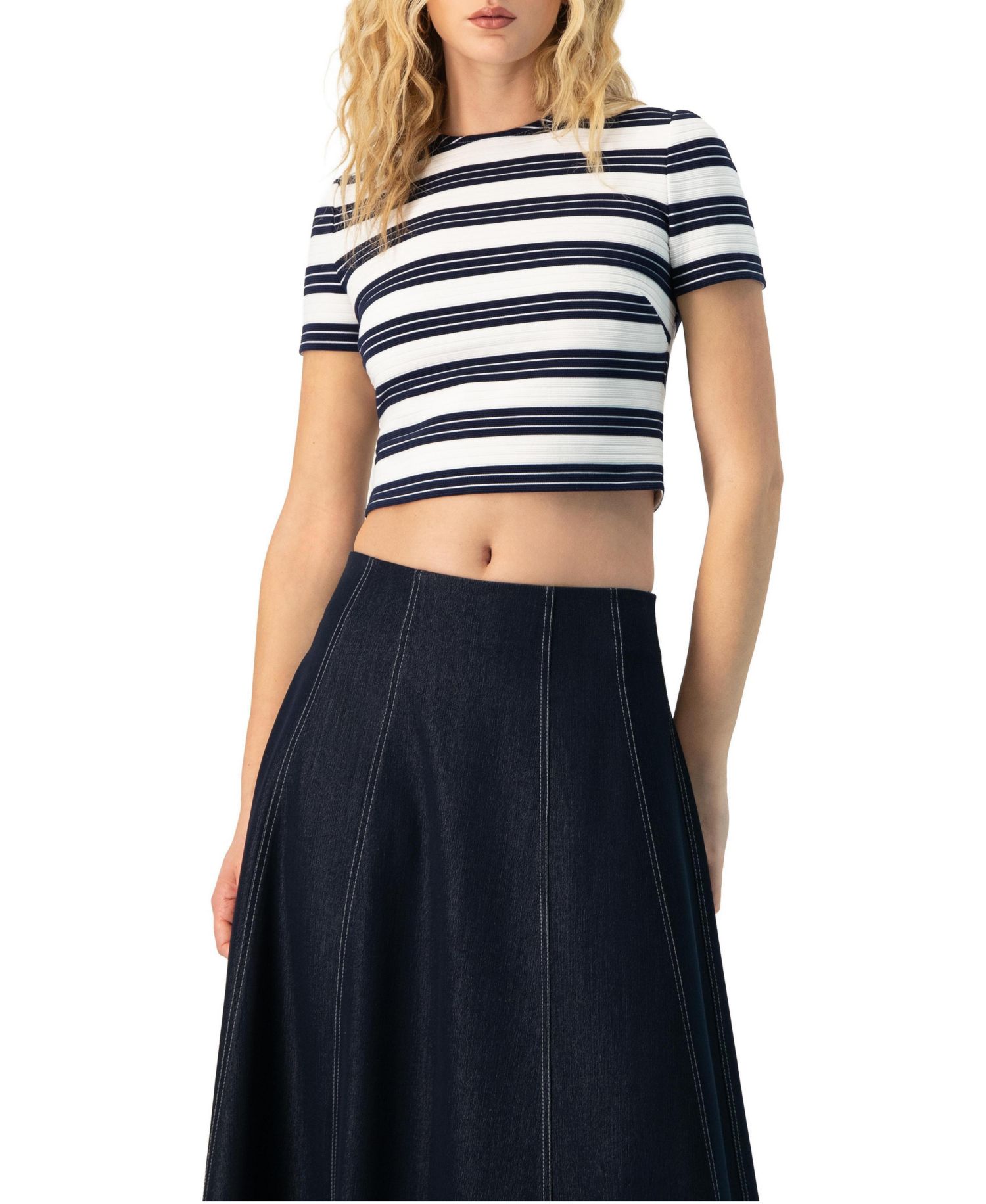 Women's Striped Short Sleeve Round Neck Crop Top