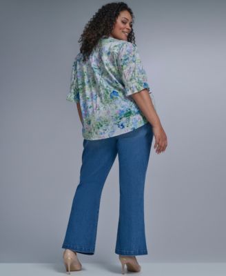 Plus Size Allover Watercolor Split Neck Top