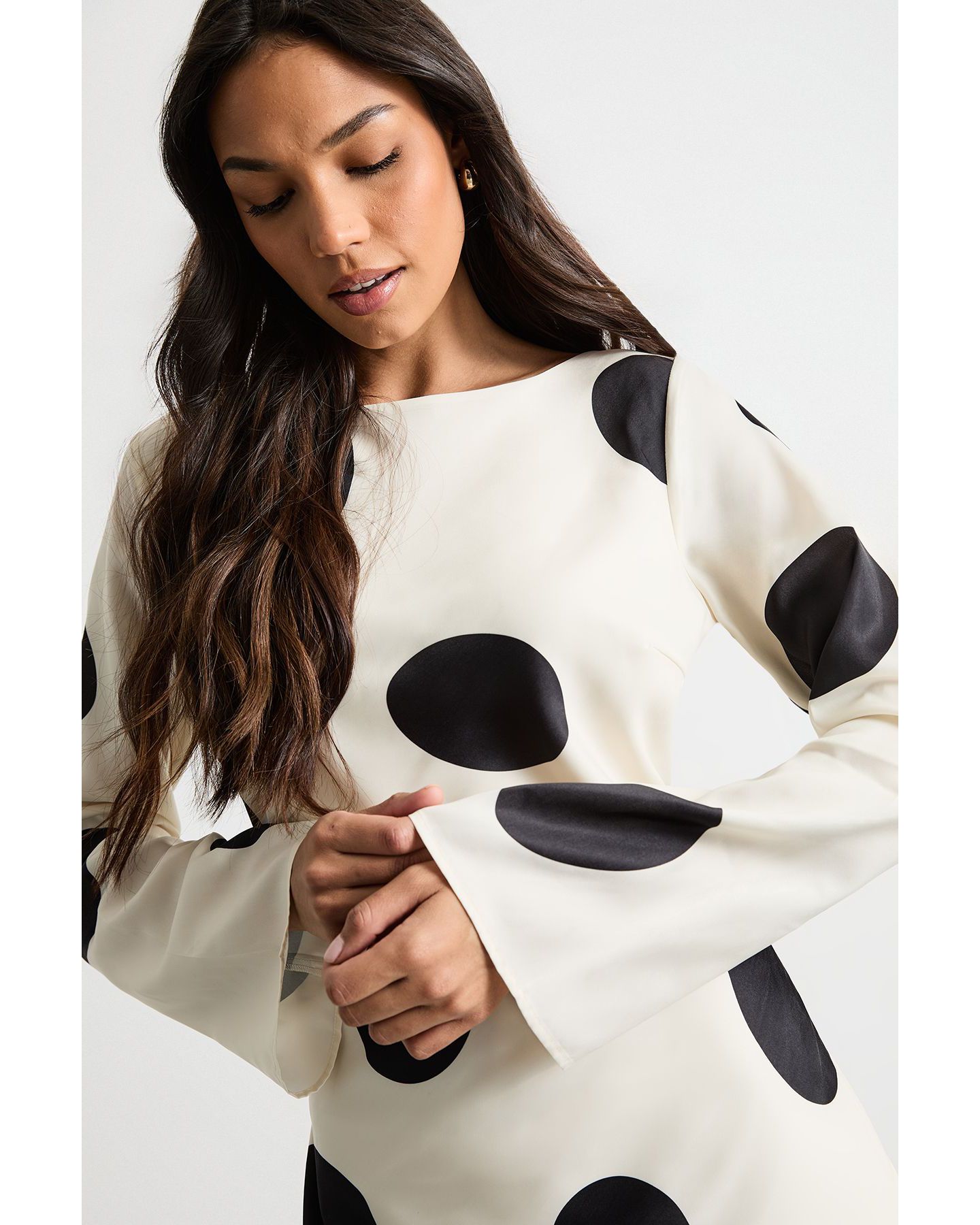 Женское платье Warehouse Polka Dot Scoop Back Maxi, цвет: Слоновая кость — фото 4