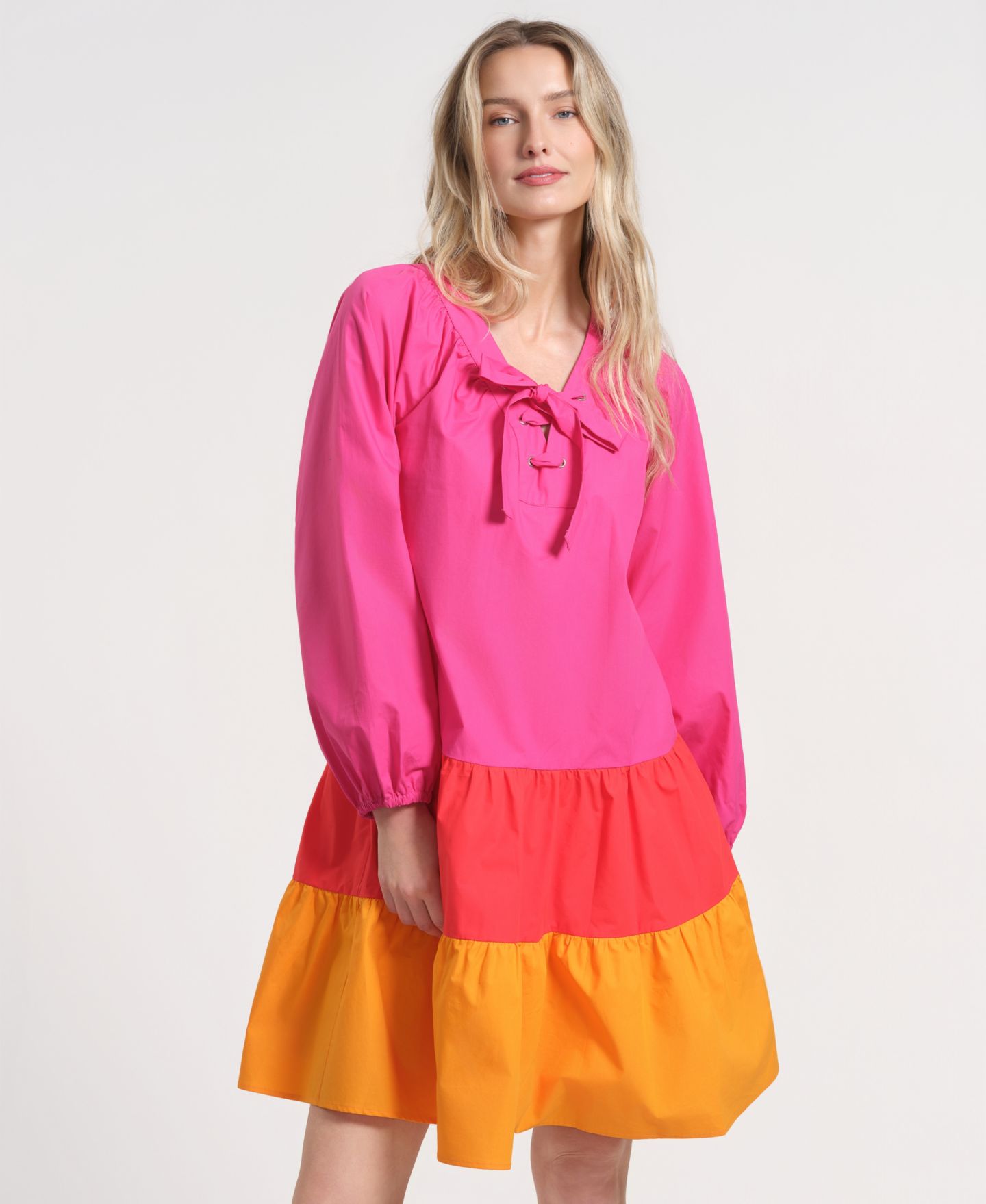 Женское платье Isaac Mizrahi Long-Sleeve Tiered Midi, цвет: Розовый разноцветный — фото 2