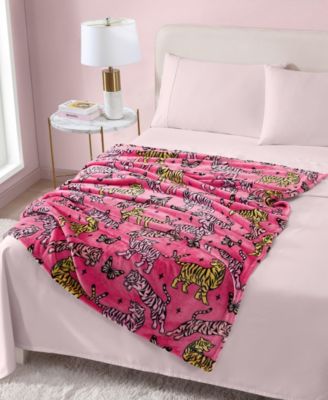 Butterfly Tiger Printed Plush Throw, 70" X 50"