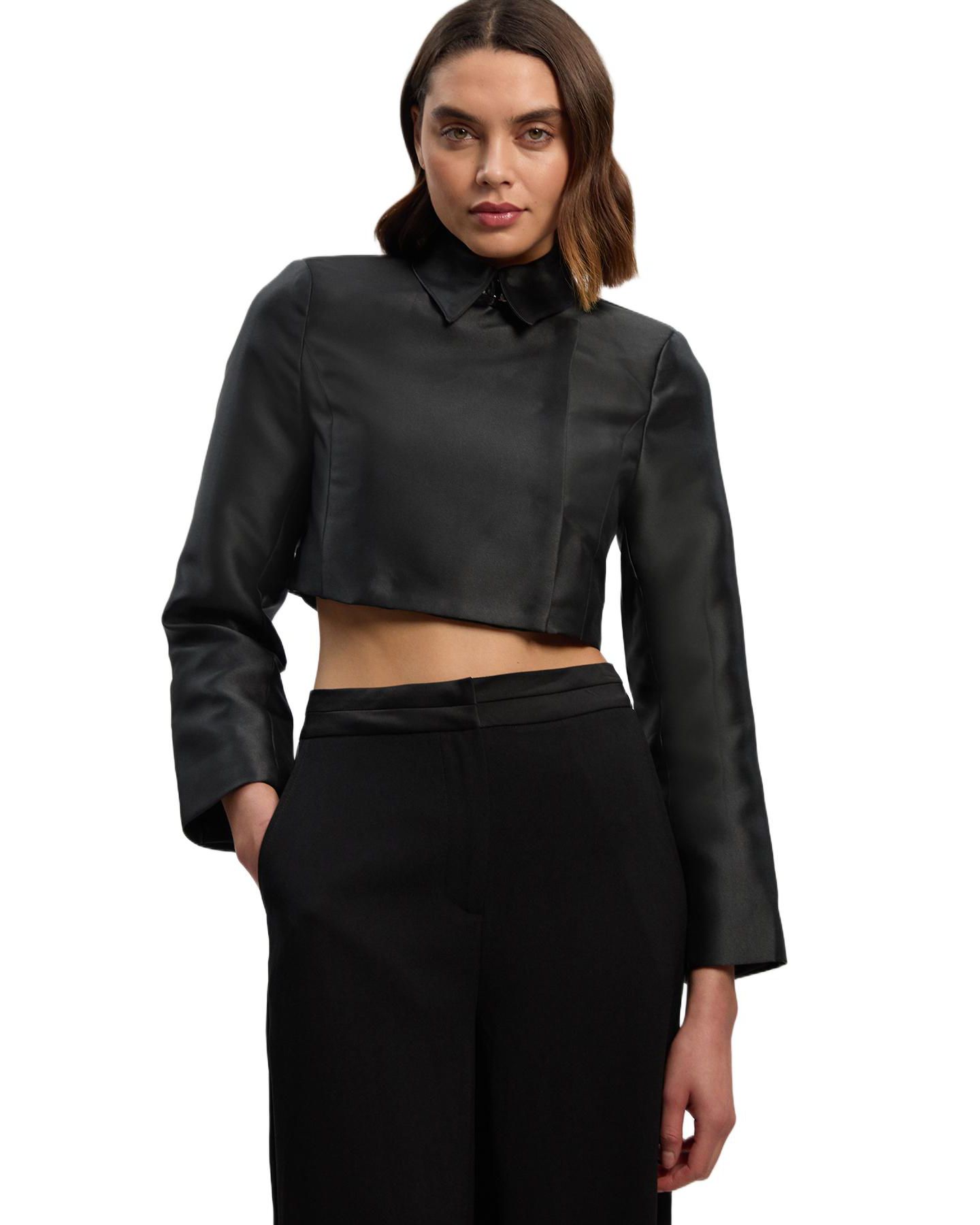 Женская куртка Karen Millen Satin Twill Cropped Wrap Tailored, цвет: Чёрный — фото 1