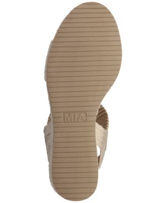 Women's Brittni Round Toe Wedge Sandals