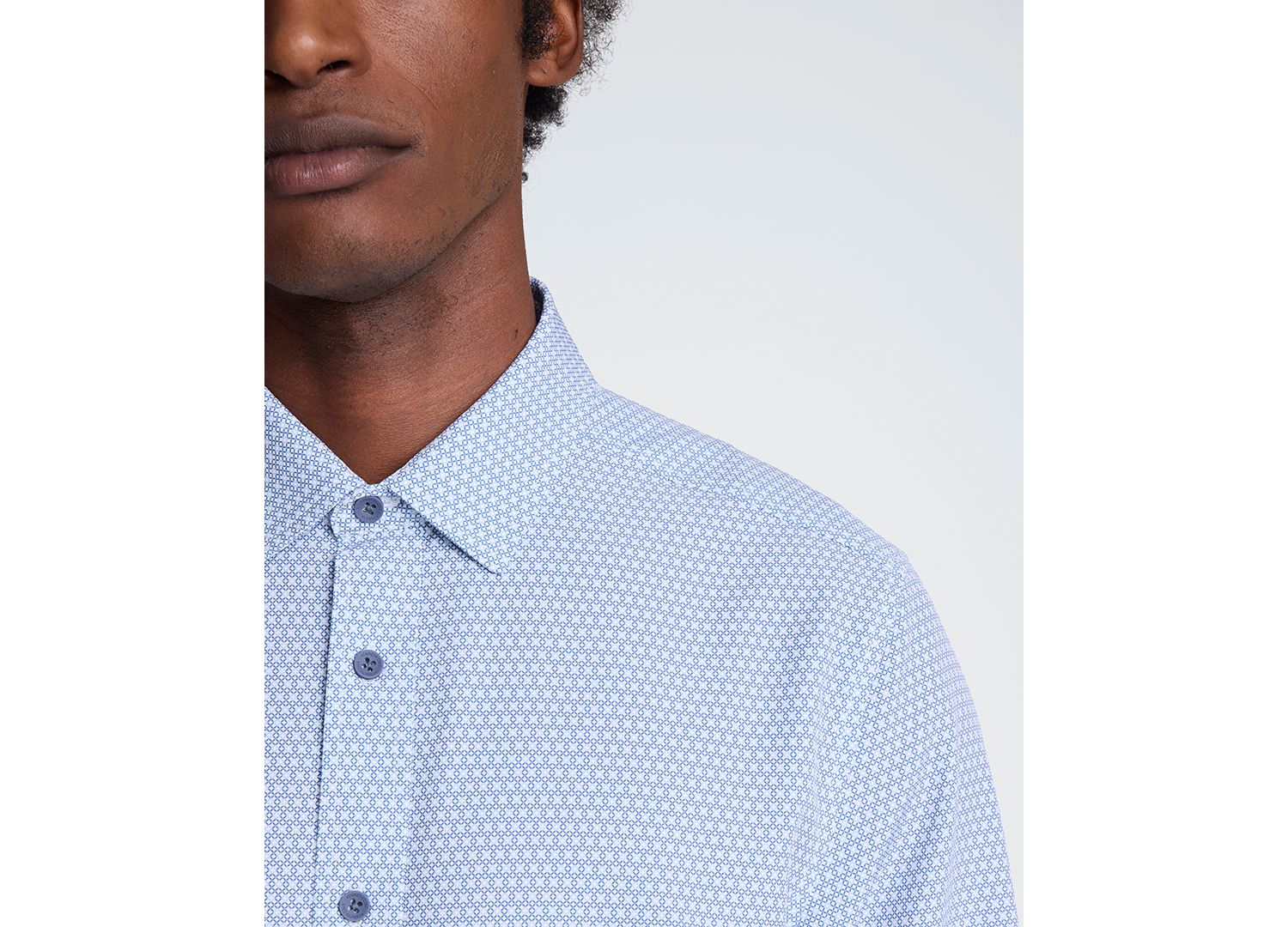 Men's Slim Fit Point Collar Button-Down Shirt