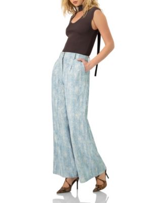 Women's Wide Leg Embroidered Jeans