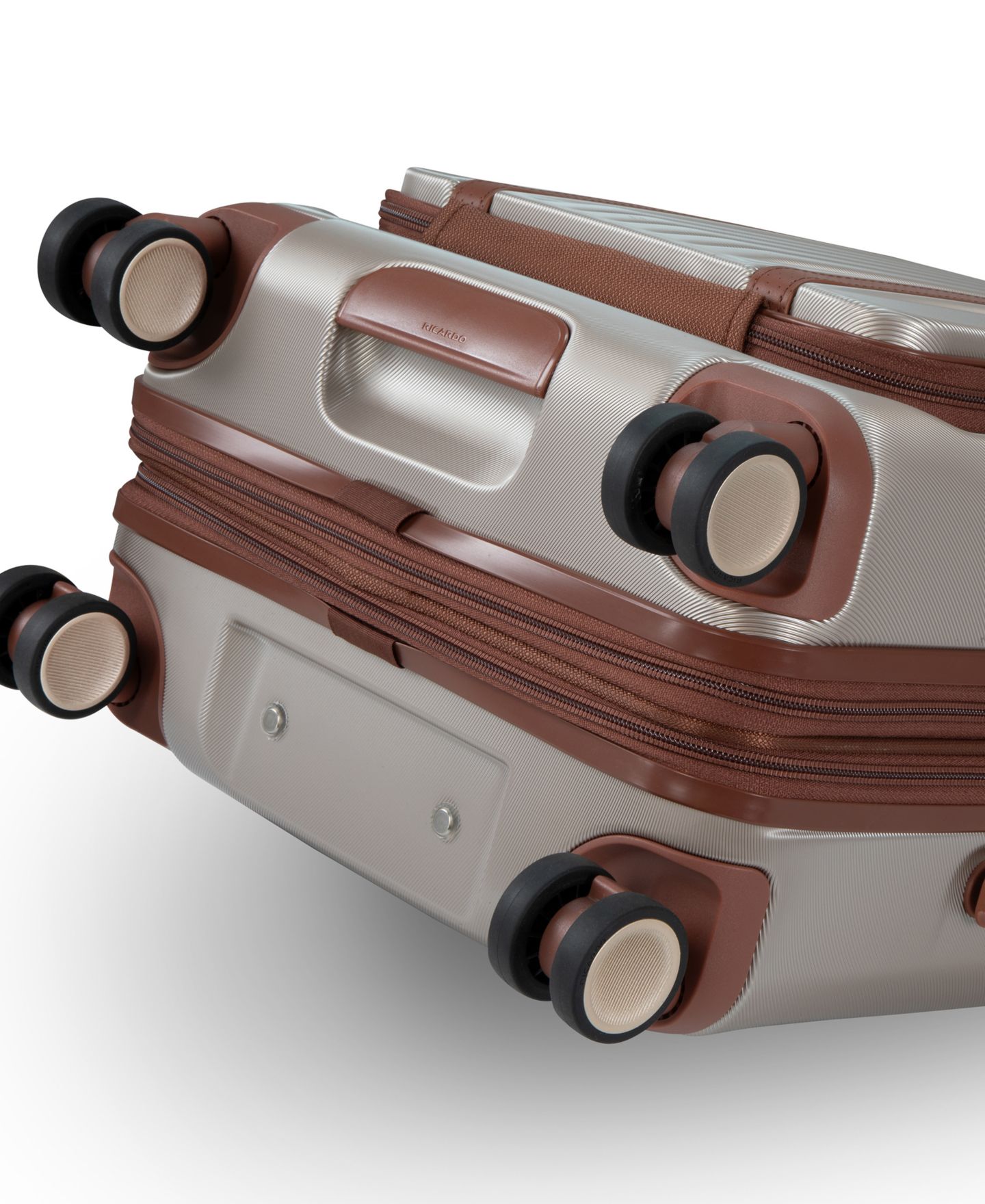 Чемодан Ricardo Montecito 2.0 Fast Access Small Hardside Carry-On Spinner Suitcase, цвет: Шампань — фото 7