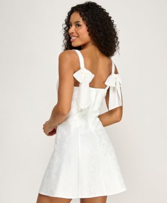 Juniors' Floral Jacquard Square Neck Dress