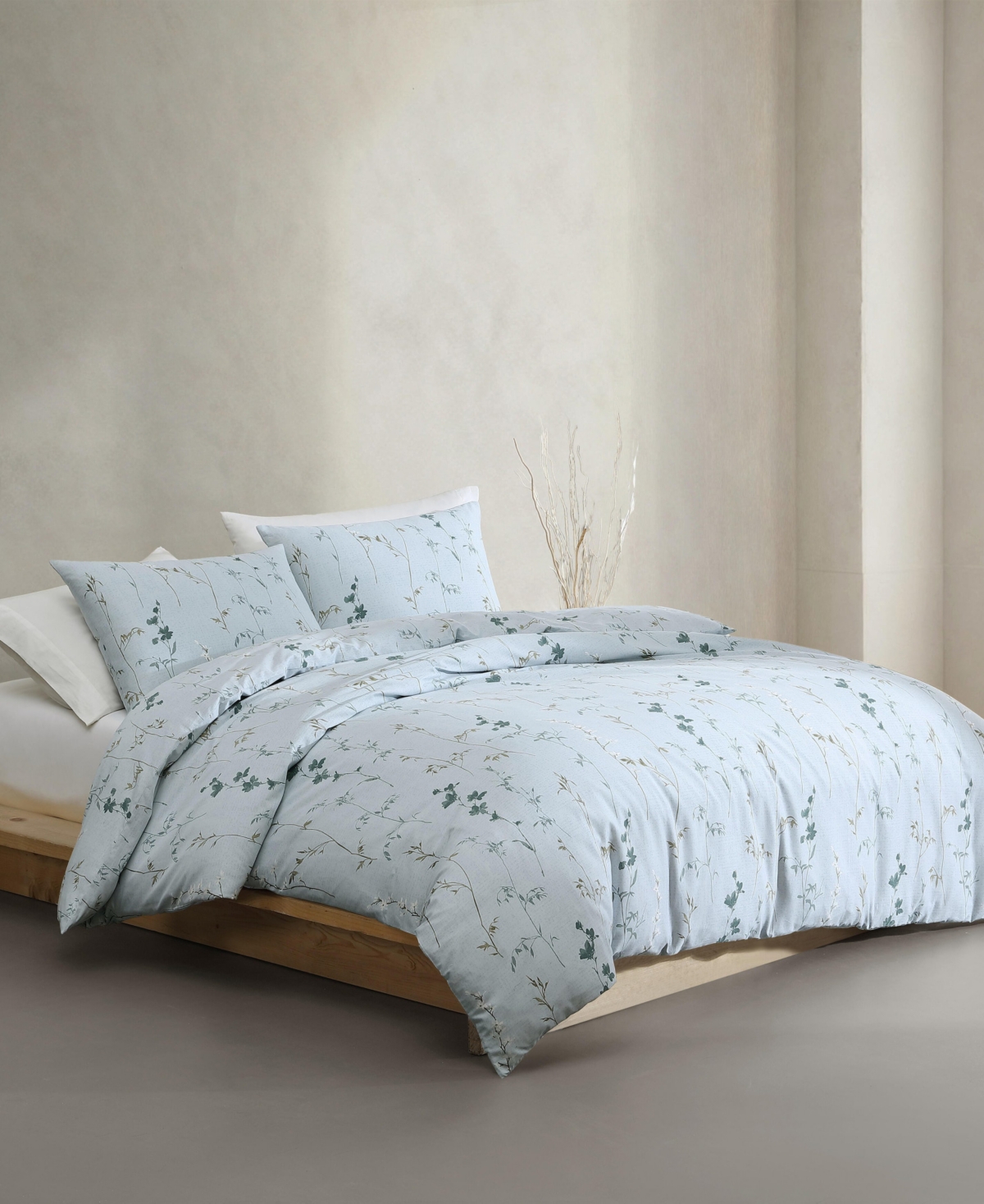 Calvin Klein Wildflower Soft 3-Pc. Comforter Set