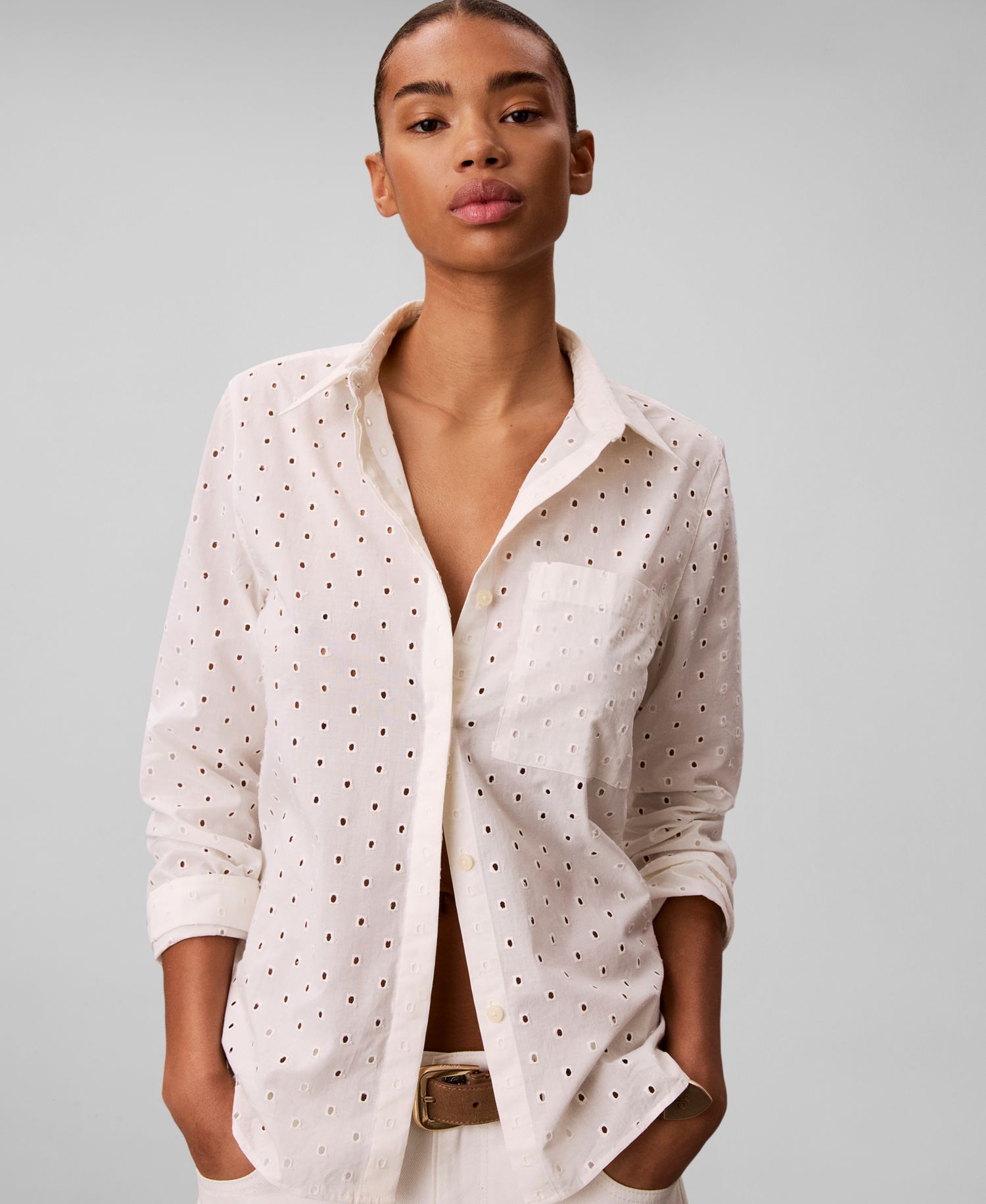 Women's Long-Sleeve Classic-Fit Collared Shirt