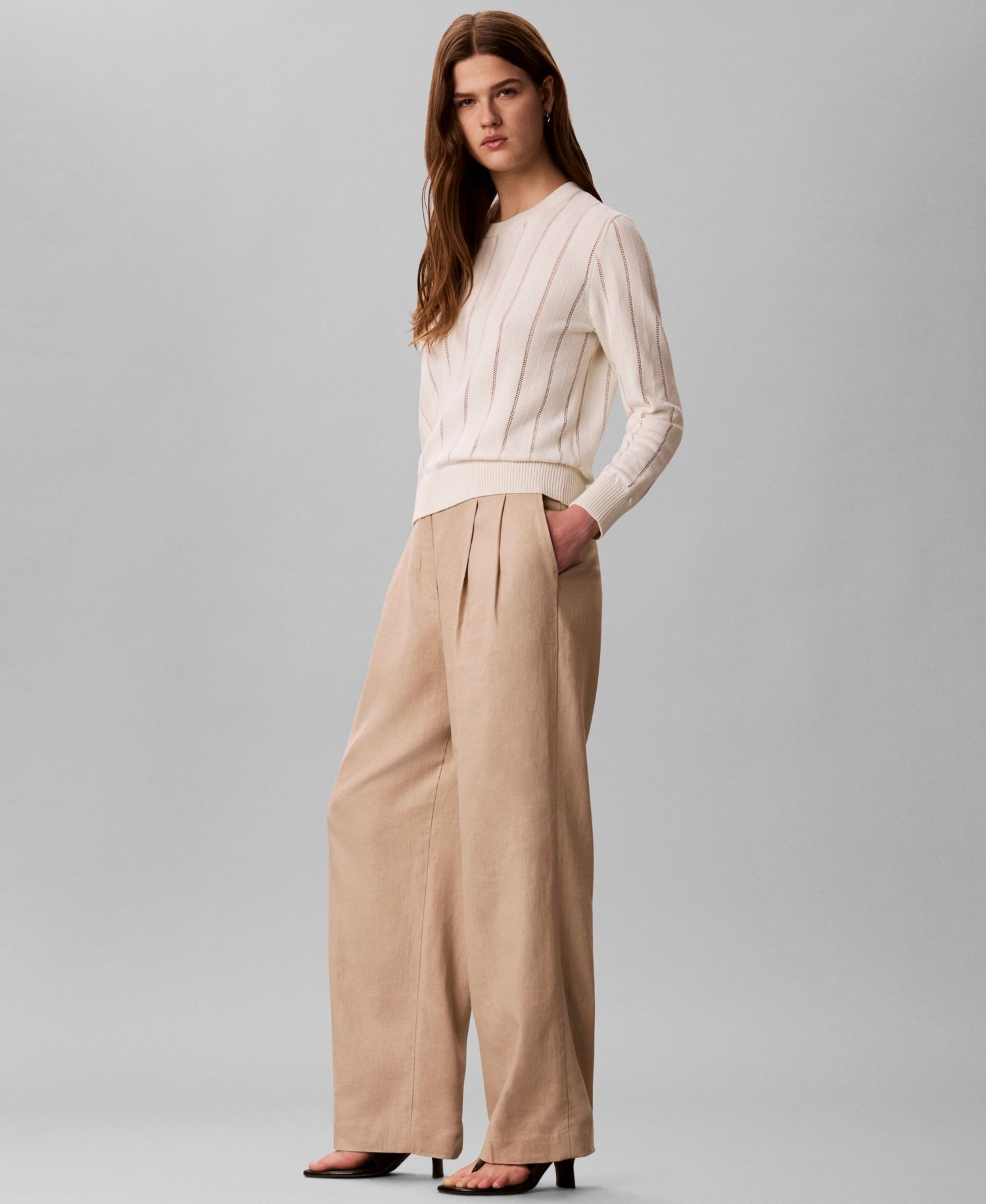 Women's Wide-Leg Pleated Trousers
