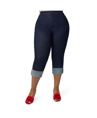 Plus Size Denim Capris