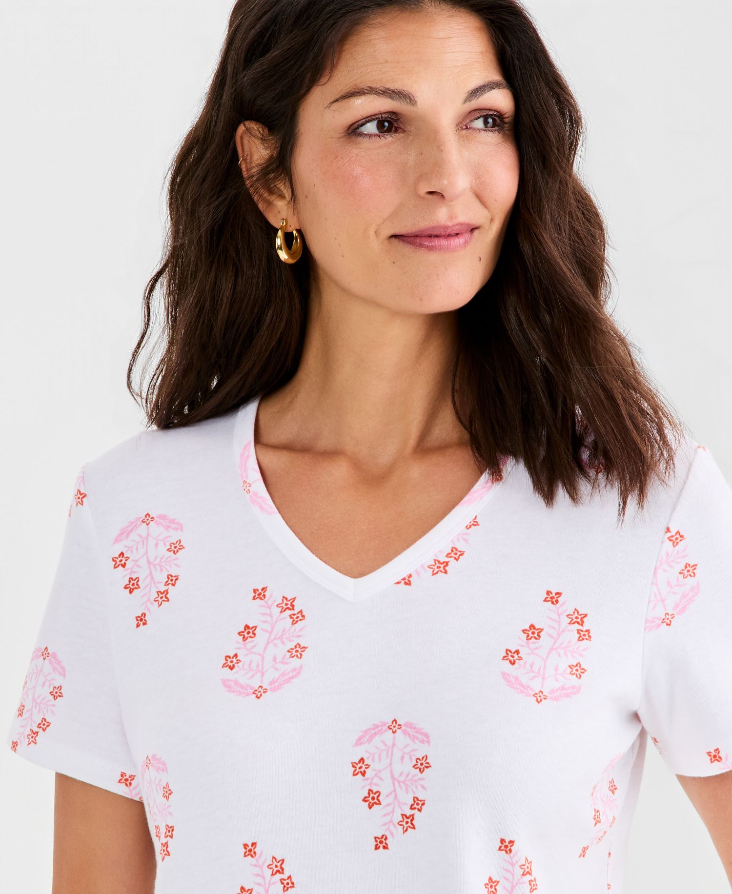 Petite V-Neck Floret Patch Top