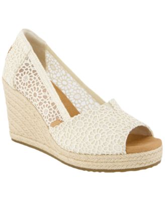 Women's Essential Slip-On Wedge Sandals