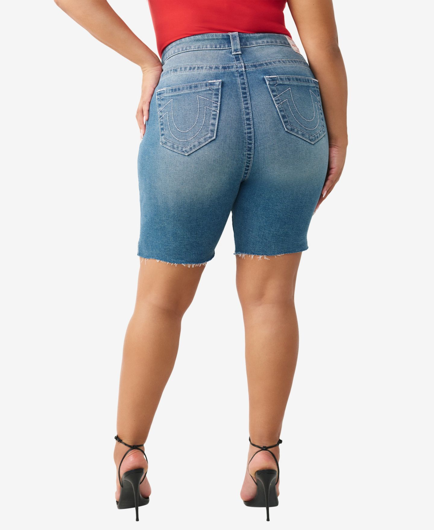 Женские шорты True Religion Plus Size Miya Mid-Rise Bermuda, цвет: Средняя варка — фото 3