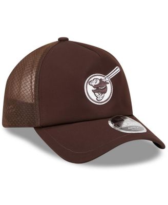 Men's Brown San Diego Padres 2026 Batting Practice Alternate Apex 9FORTY Adjustable Hat