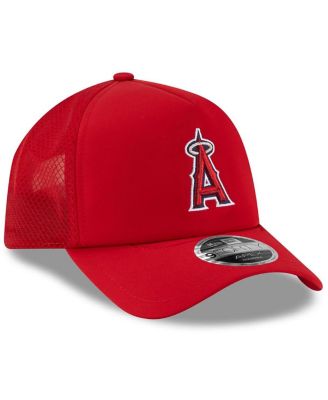 Men's Red Los Angeles Angels 2026 Batting Practice Apex 9FORTY Adjustable Trucker Hat