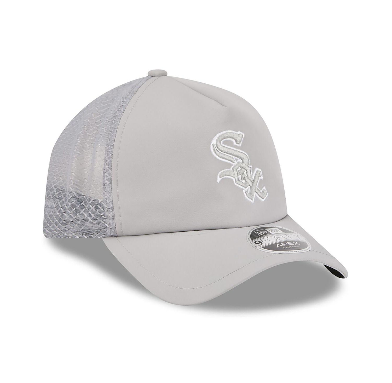 Men's Gray Chicago White Sox 2026 Batting Practice Apex 9FORTY Adjustable Trucker Hat