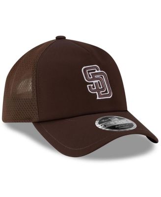 Men's Brown San Diego Padres 2026 Batting Practice Apex 9FORTY Adjustable Trucker Hat