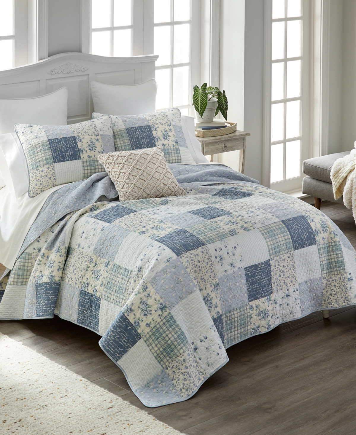 Donna Sharp Pastures Cotton 3-Pc. Quilt Set