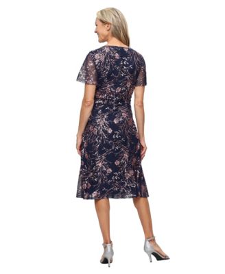 Petite V-Neck Floral Sequin A-Line Dress