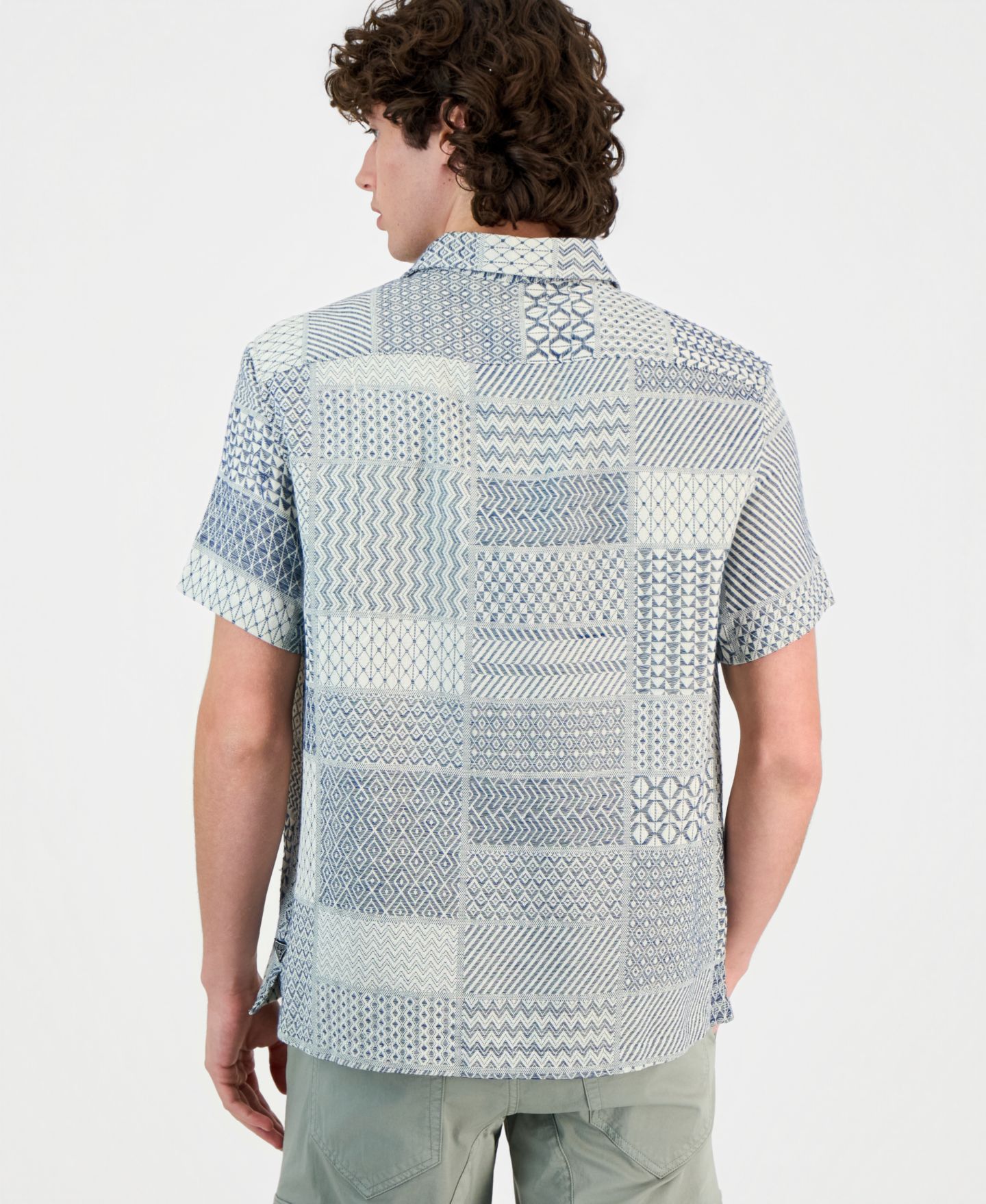 Мужская рубашка GUESS Malik Cotton Patchwork Jacquard, цвет: Морской разноцветный — фото 2