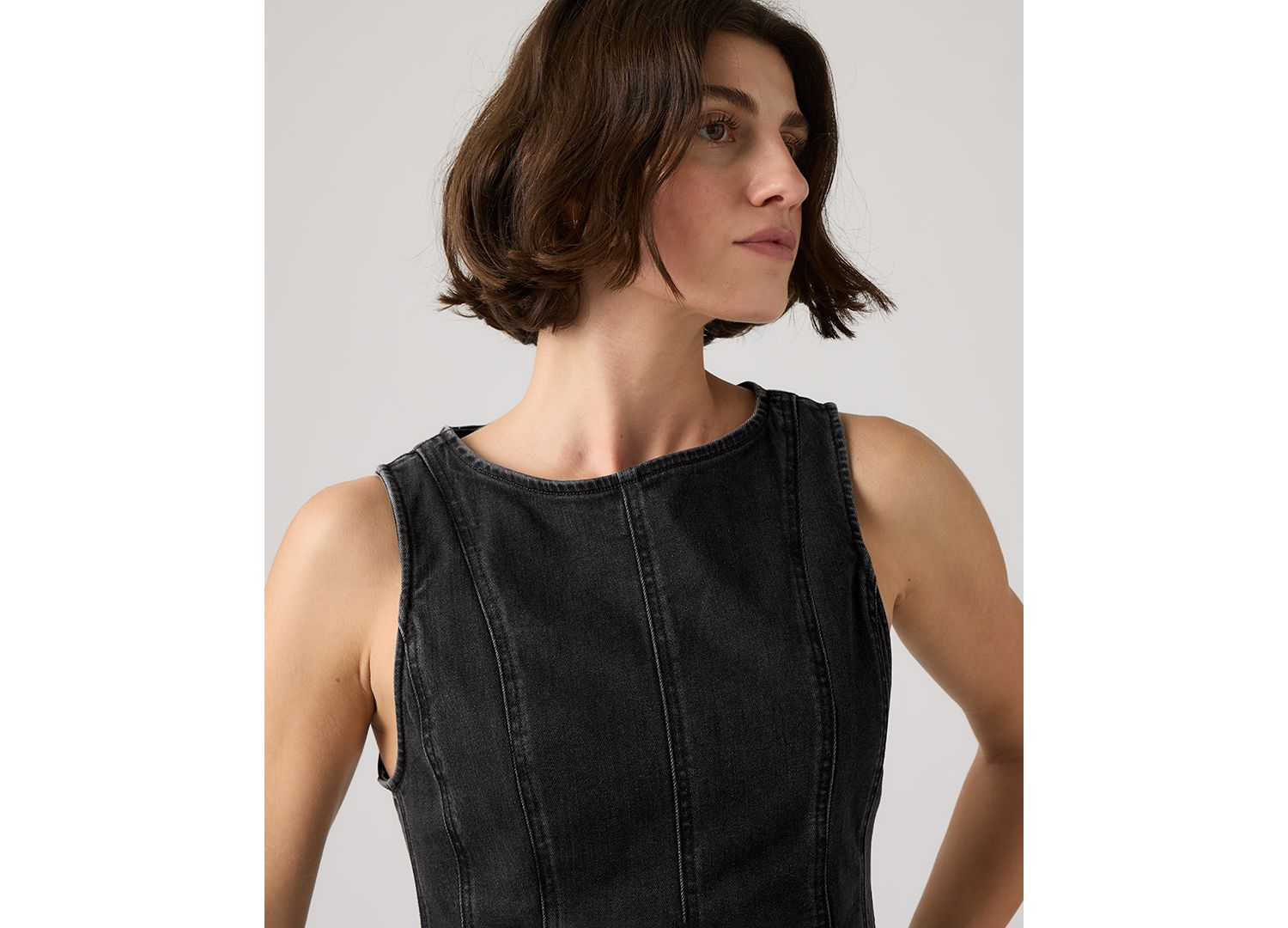 Premium Women's Leighton Sleeveless High-Neck Peplum Top