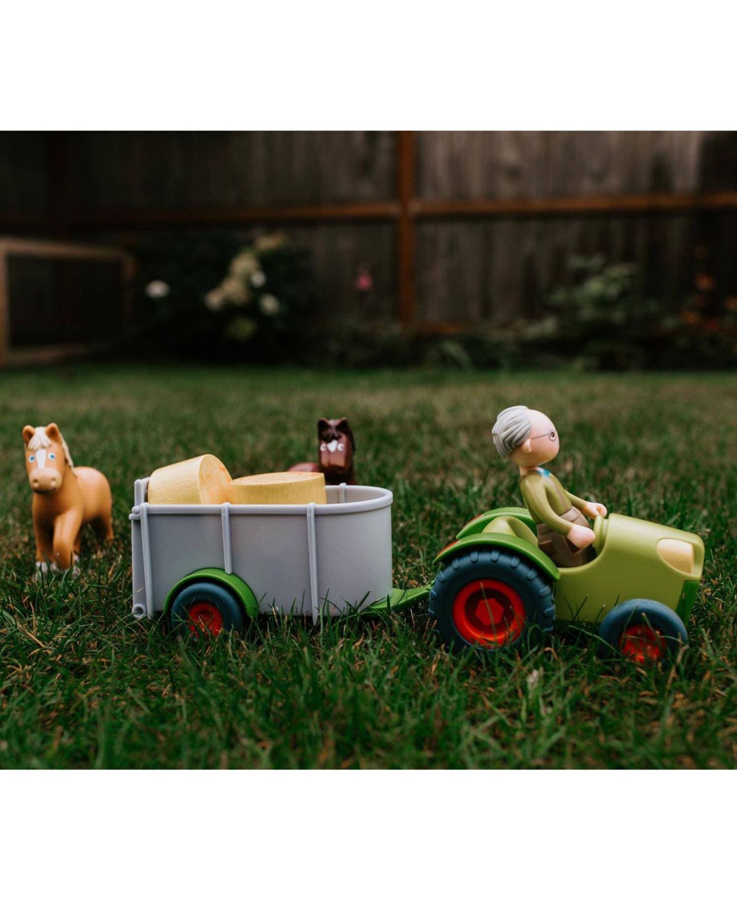 Подвижная фигурка Haba Little Friends Дедушка Курт, 4.5", от 3 лет, цвет: Зелёный — фото 5
