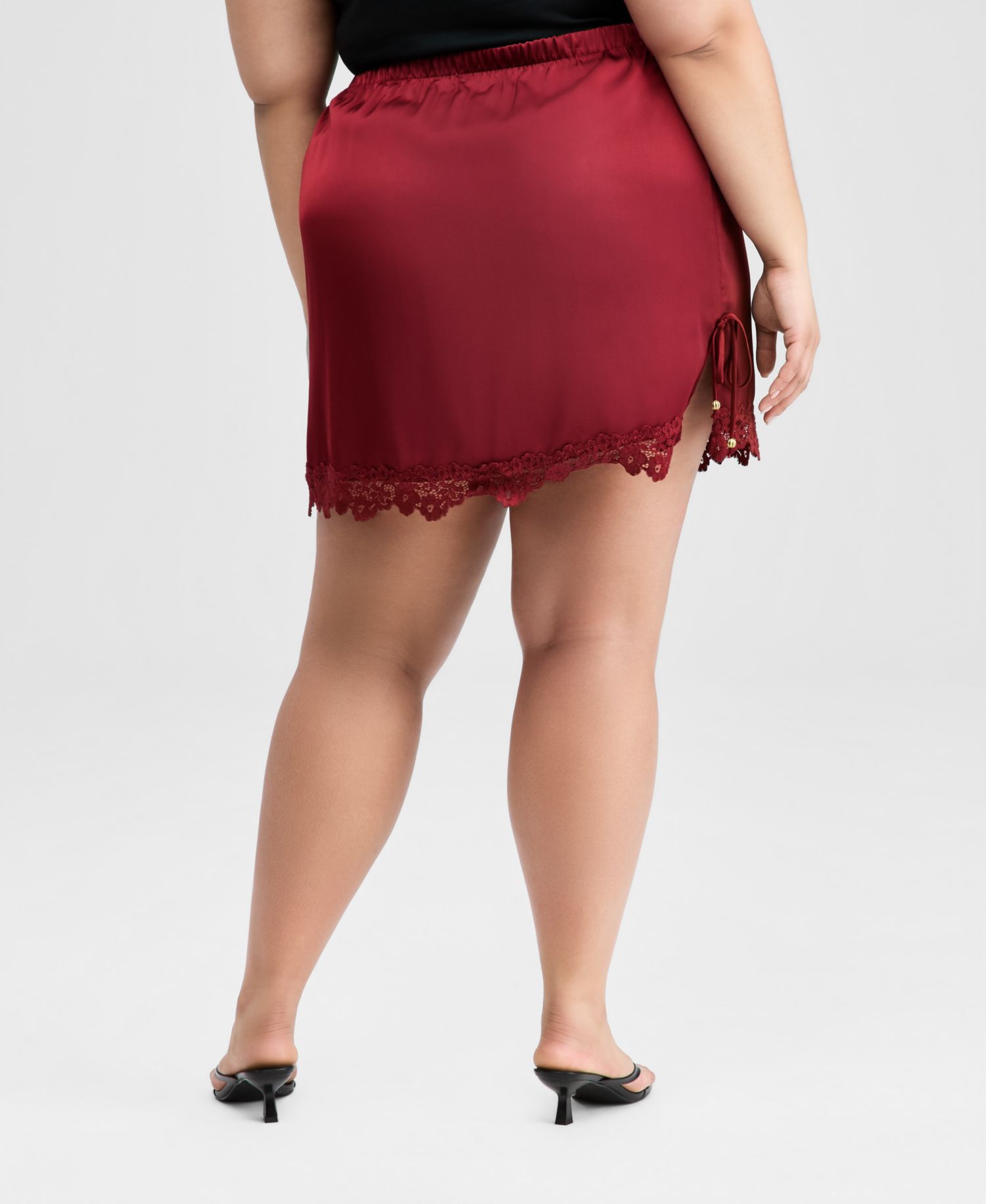 Trendy Plus Size Satin Lace-Trim Mini Skirt