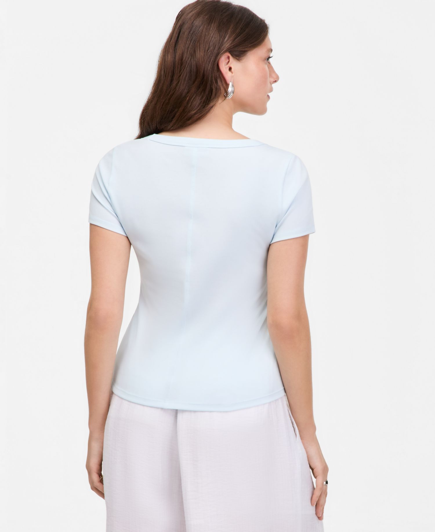 Women's Scoop-Neck Layering T-Shirt