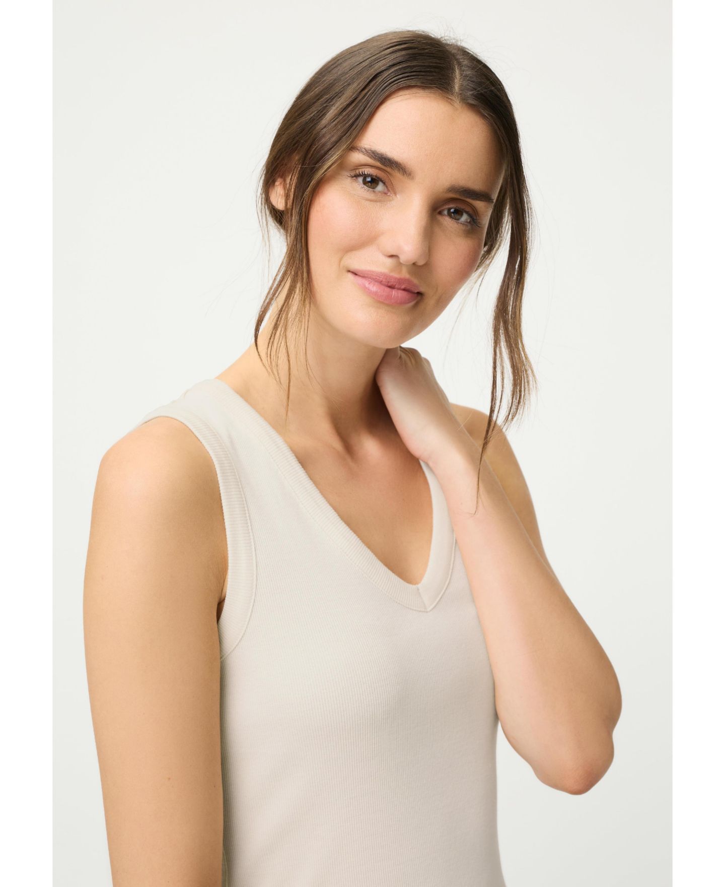 Женский топ Olsen Sleeveless Camisole, цвет: Льняной бежевый — фото 5