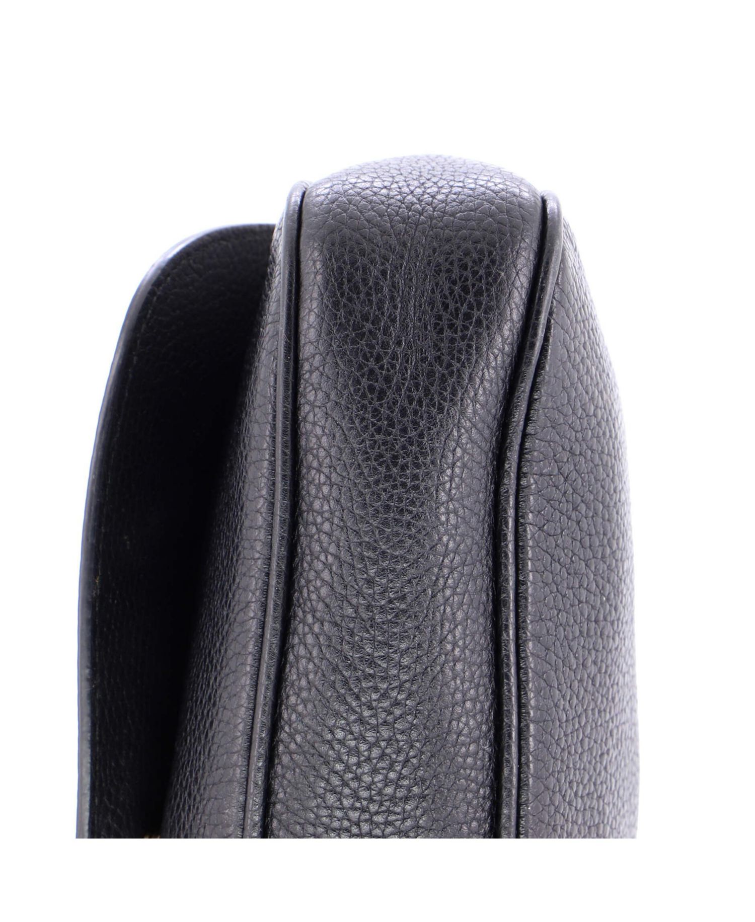 Medium Soho Chain Crossbody Bag Leather