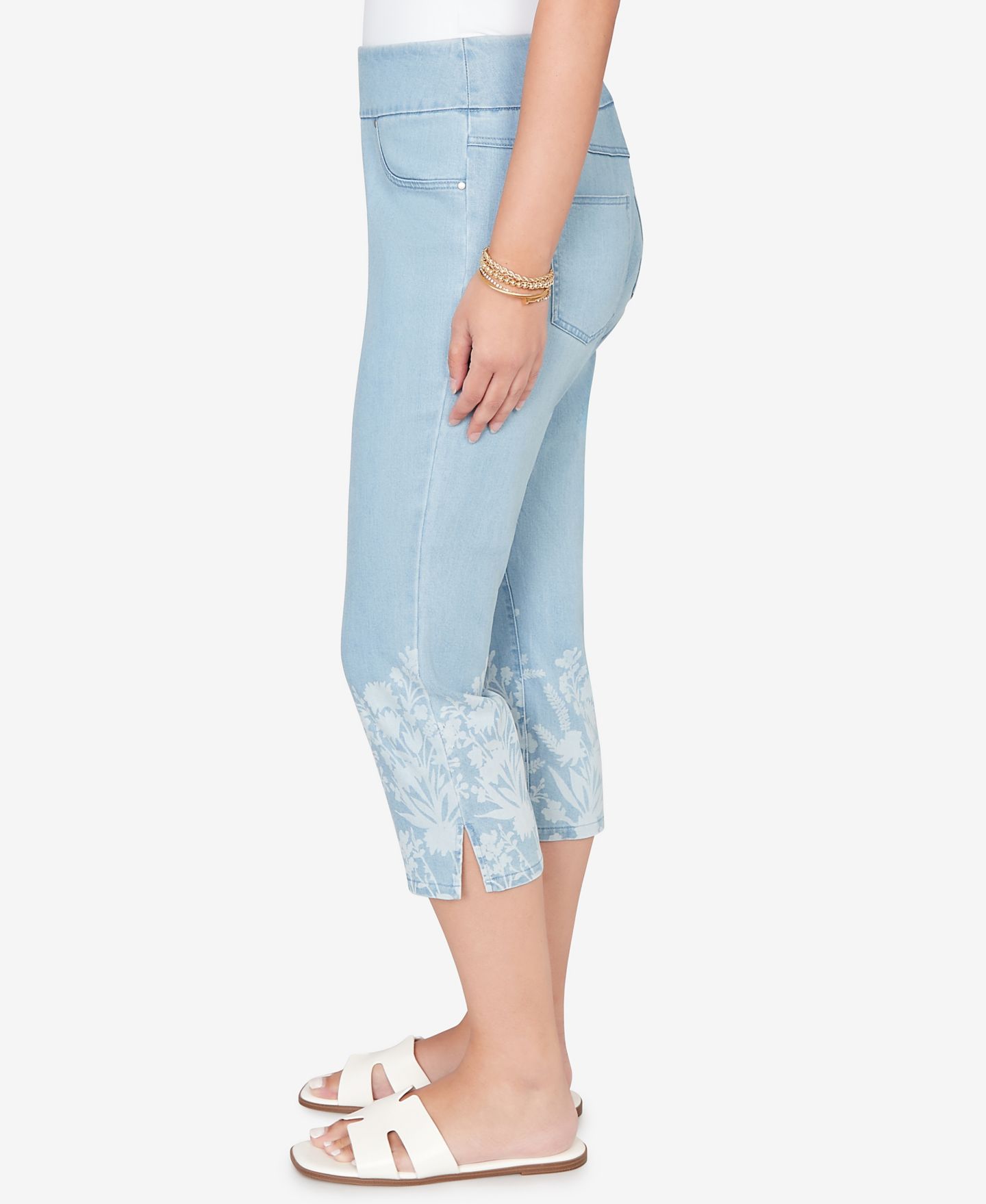 Женские брюки Ruby Rd. Petite Printed-Hem Denim Capri, цвет: Светлый синий — фото 3