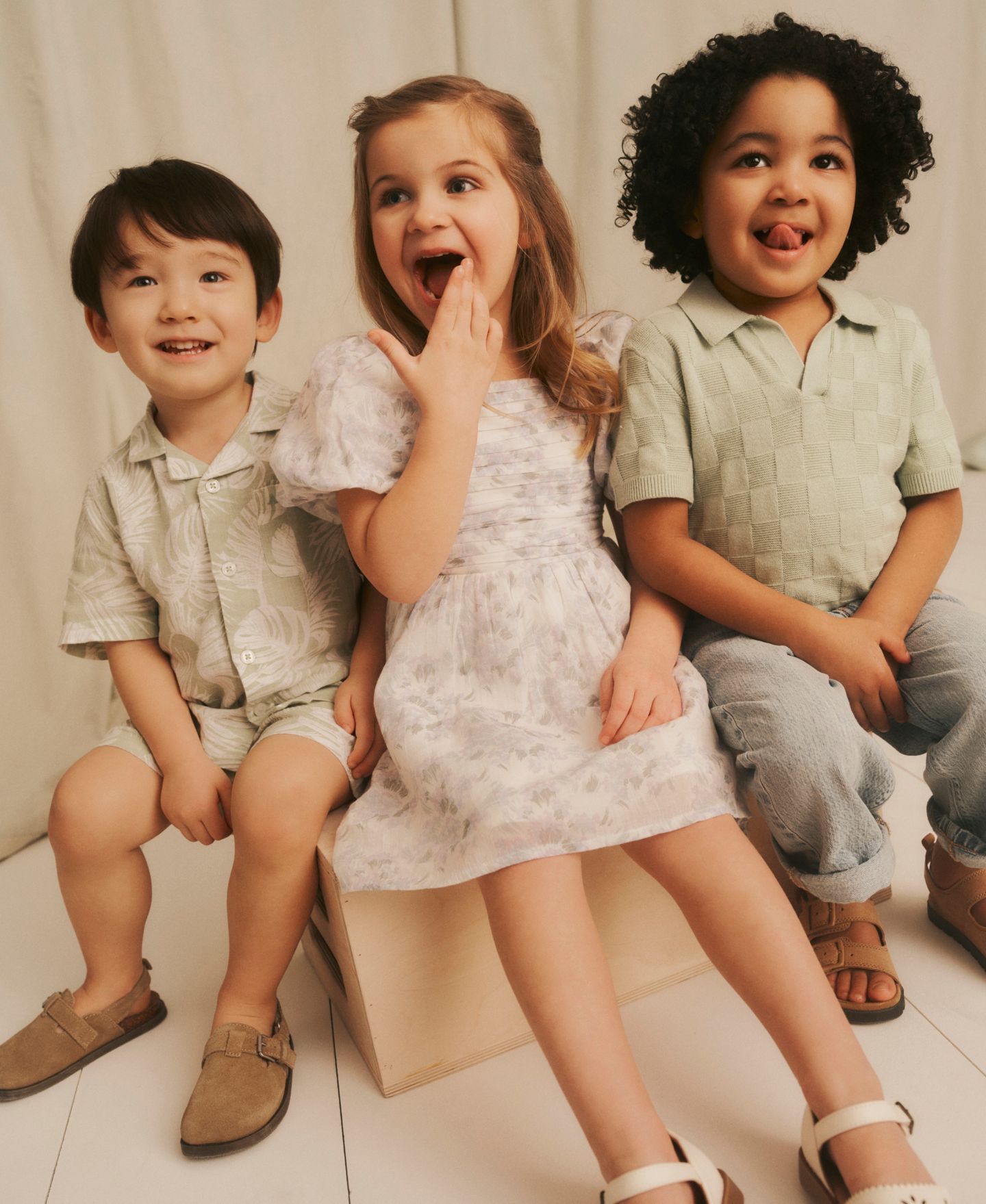 Джинсы abercrombie kids Baggy Fit Jeans для мальчиков-малышей, цвет: Синий — фото 10