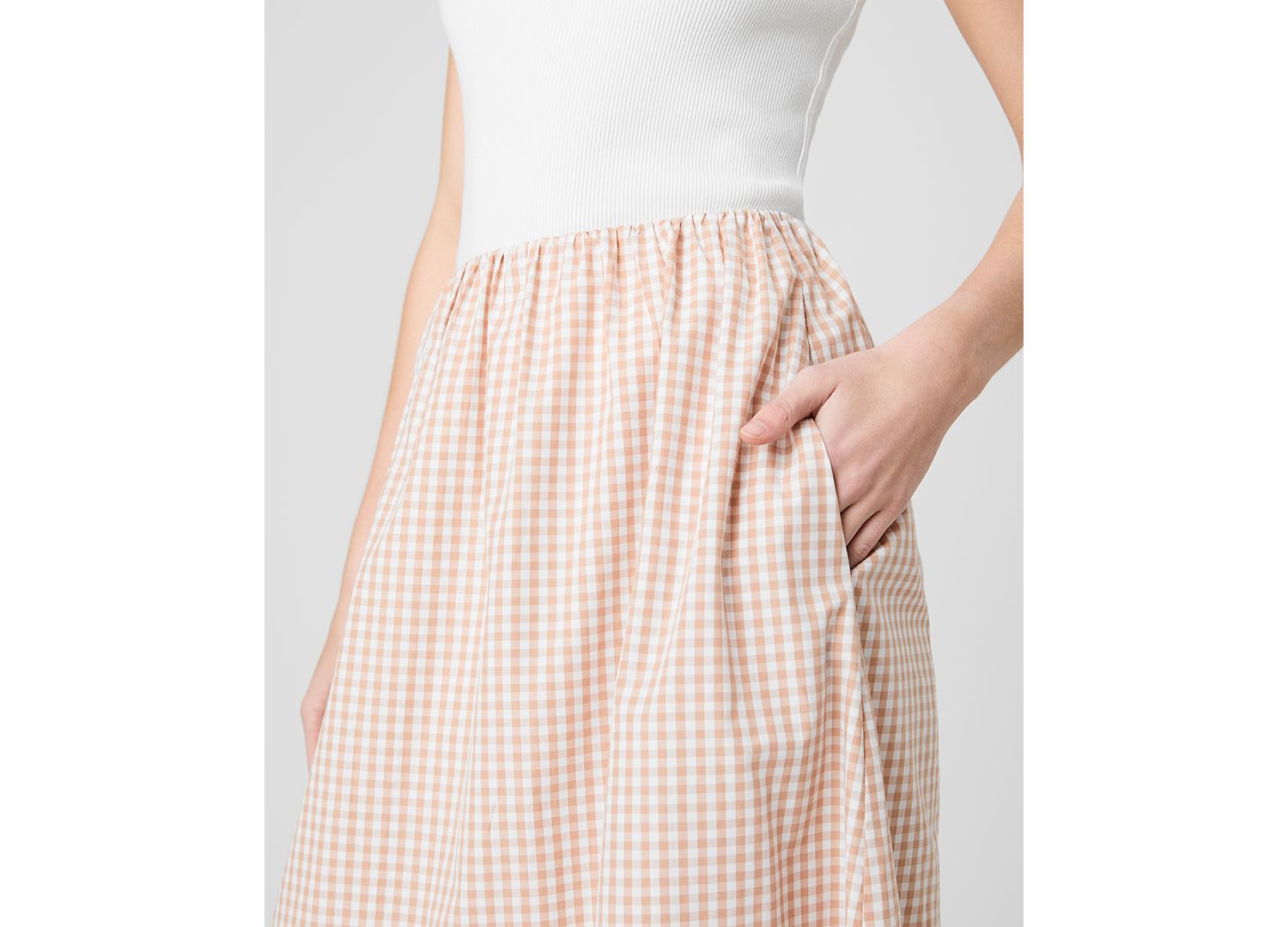 Women's Gingham Ruched Waist Midi Skirt