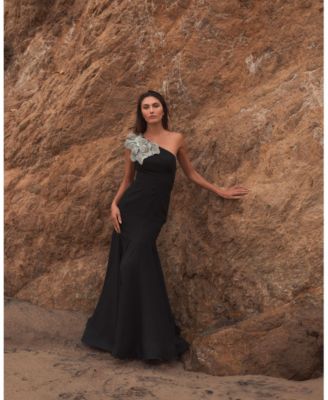Women's Crepe One Shoulder Gown With Flower