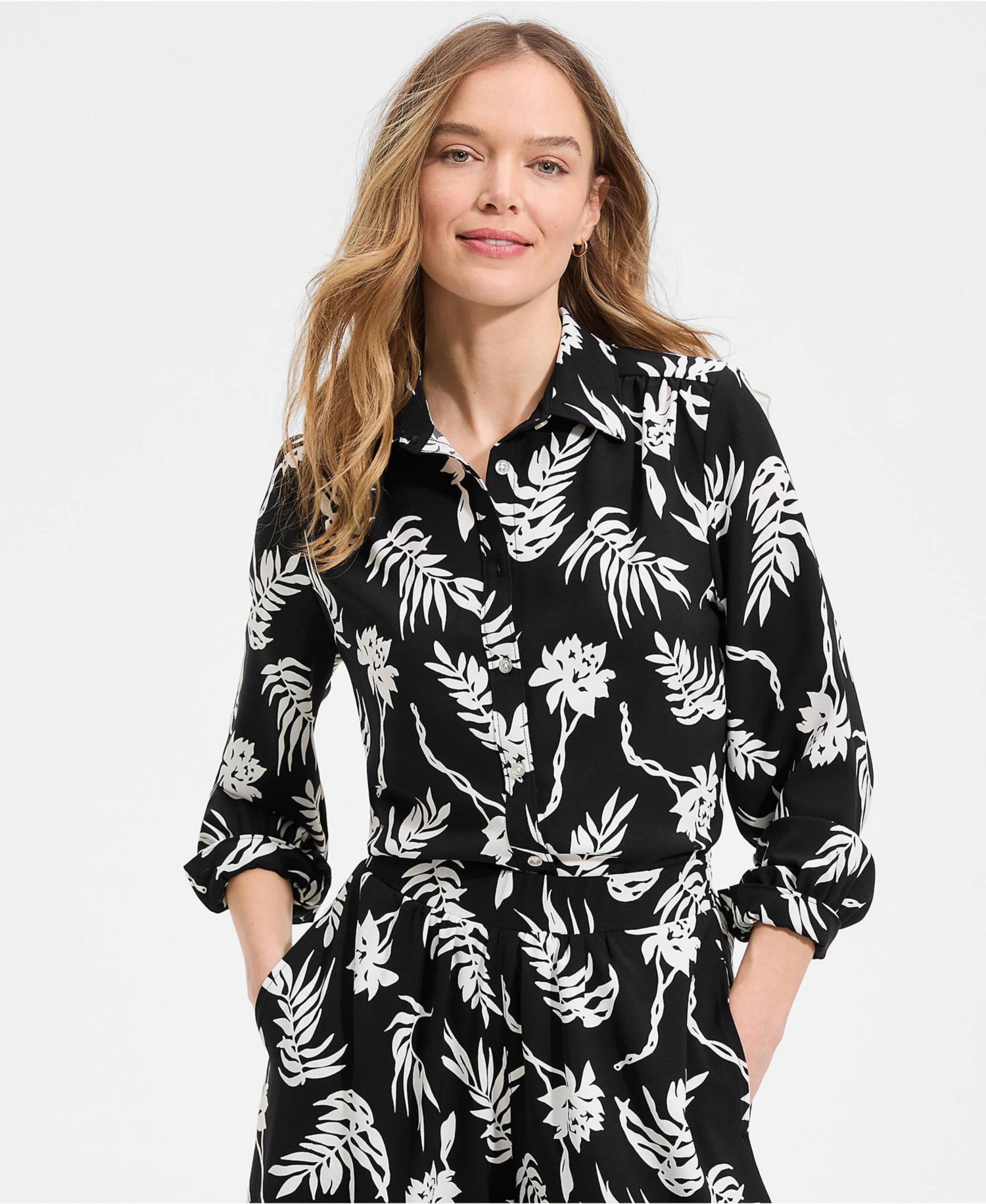 Women's Creaseless Feminine Shirt