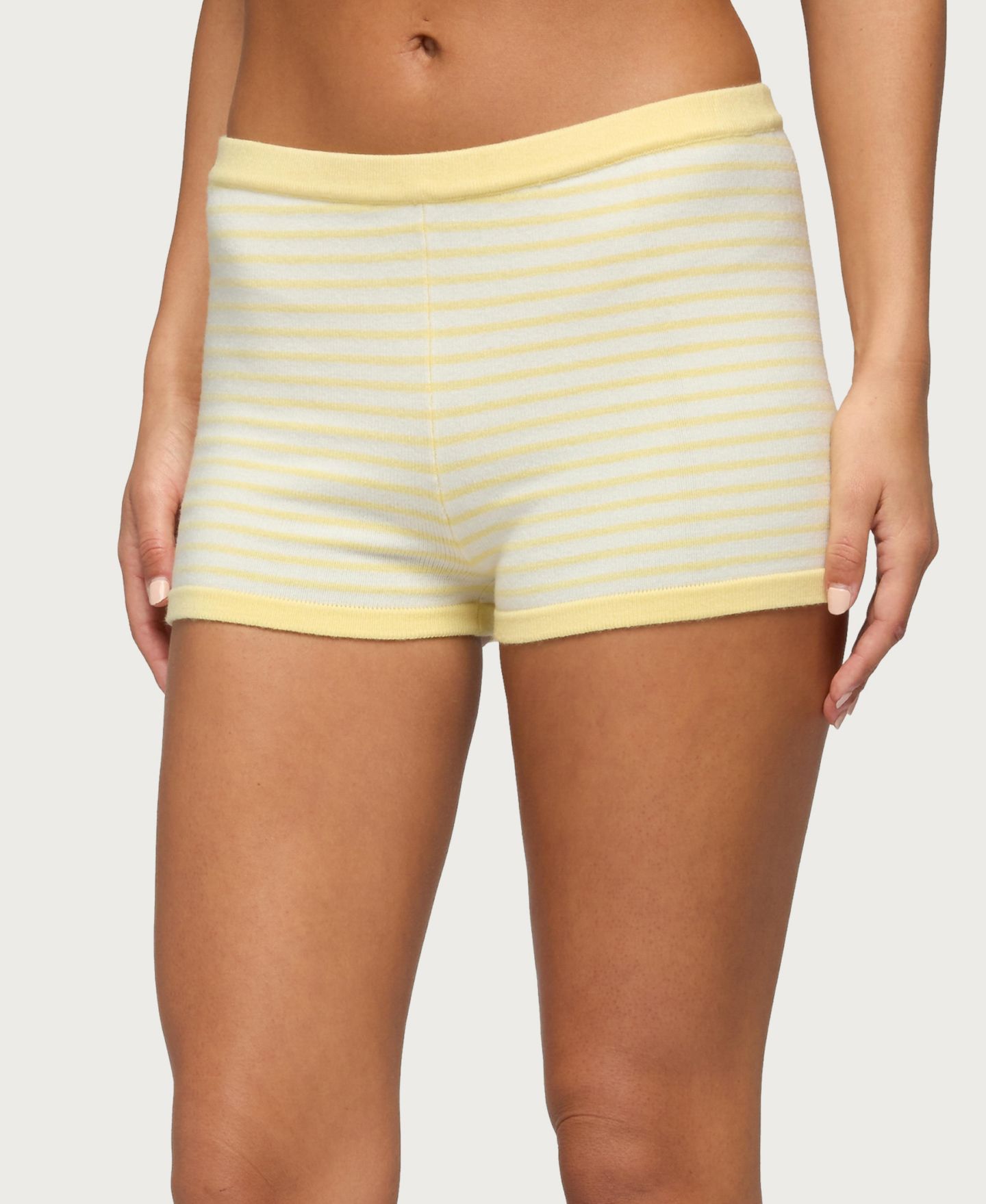 Женские шорты Edikted Camil Striped Knit — фото 4