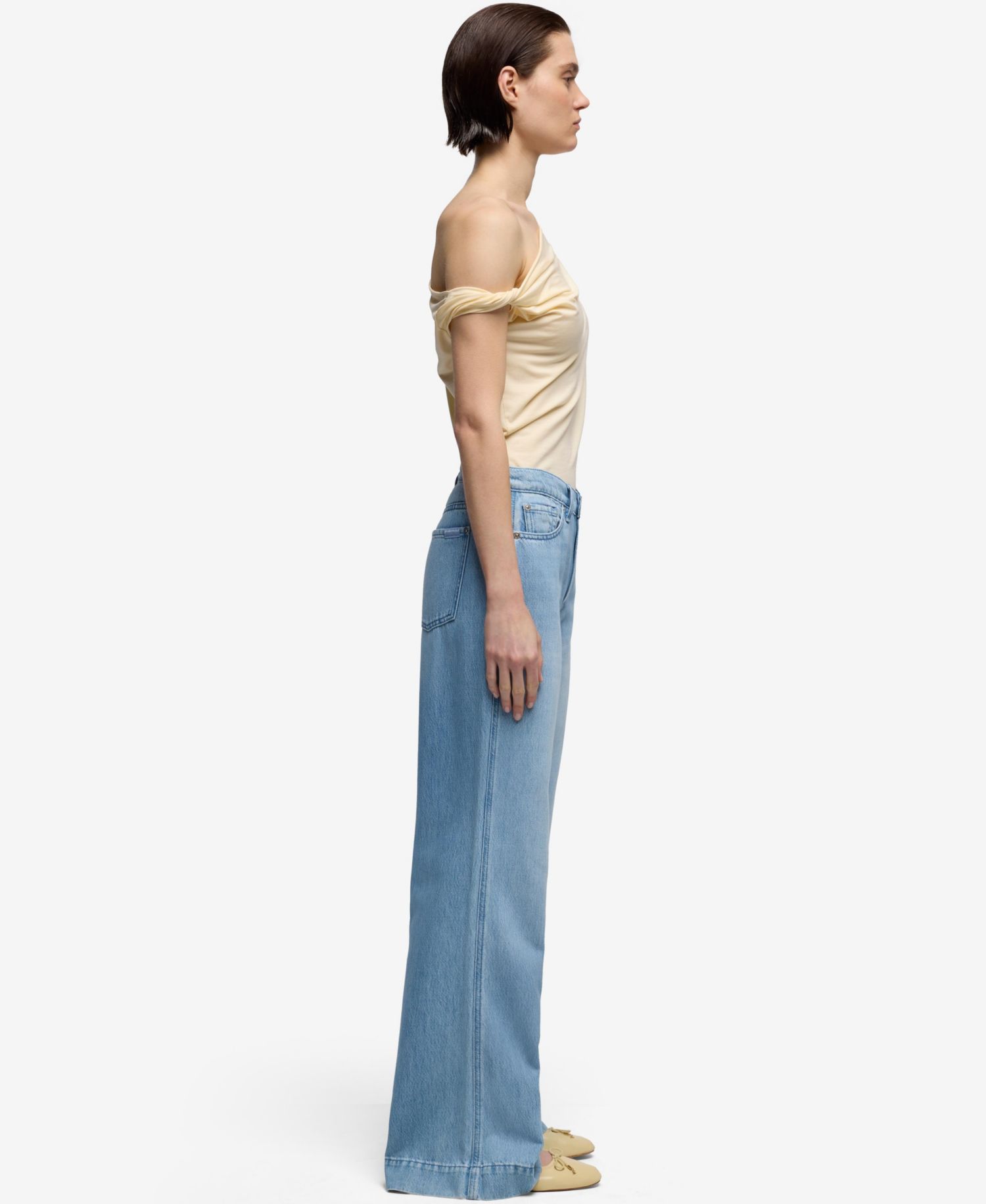 Women's Modern Dojo High-Rise Flare-Leg Jeans