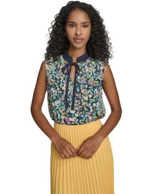 Women's Sleeveless V-Neck Blouse