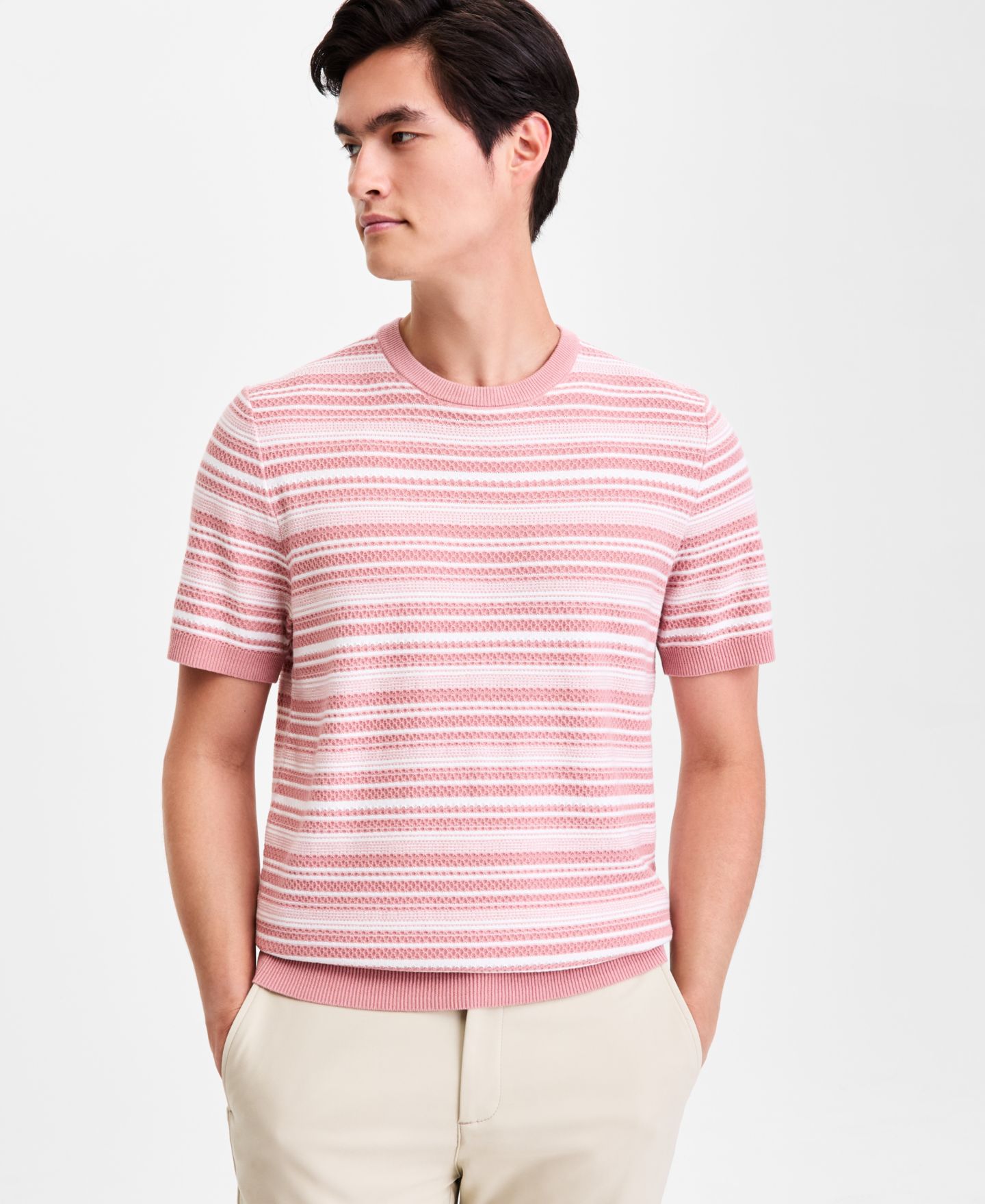 Мужской свитер Alfani Short-Sleeve Stripe Crewneck Sweater Tee, цвет: Пепельный розовый — фото 1