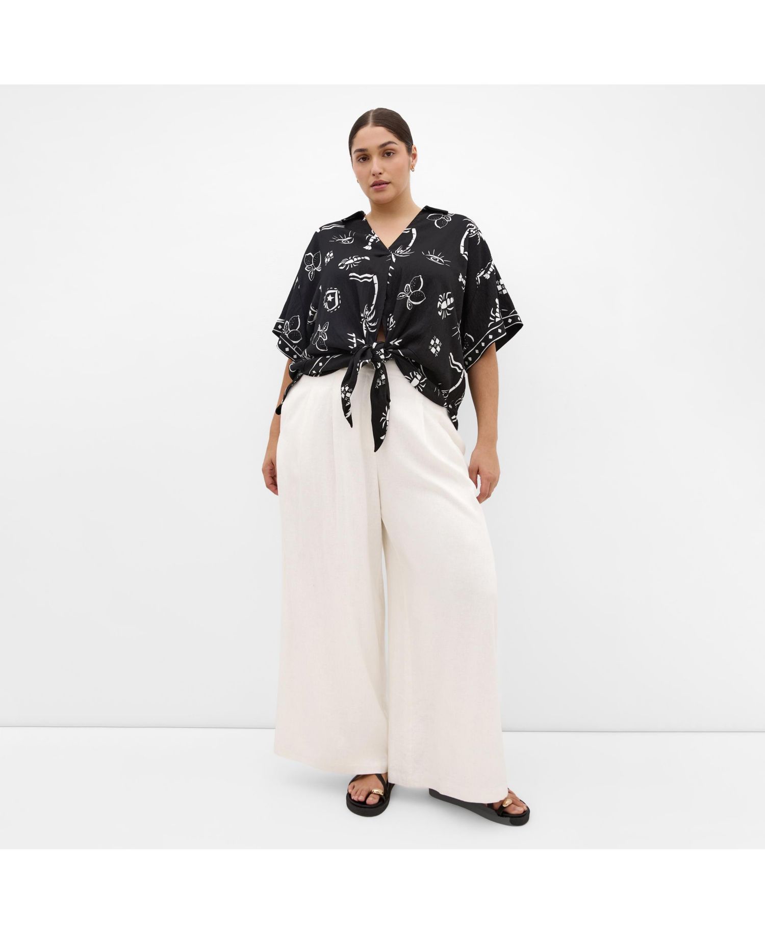 Plus Size Resort Border Print Shirt