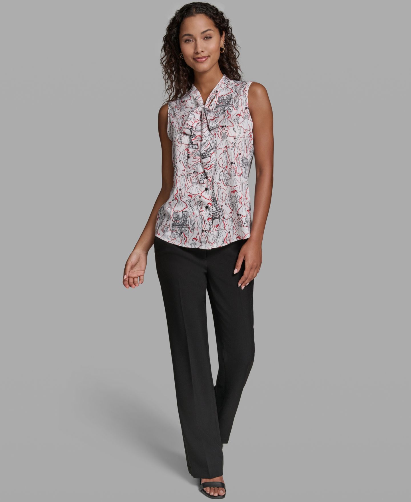 Женская блузка KARL LAGERFELD PARIS Tie-Neck Sleeveless Printed Blouse, цвет: Мягкий белый / Чёрный — фото 2