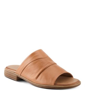Jaleel Women's Flat Sandal with Adjustable Strap