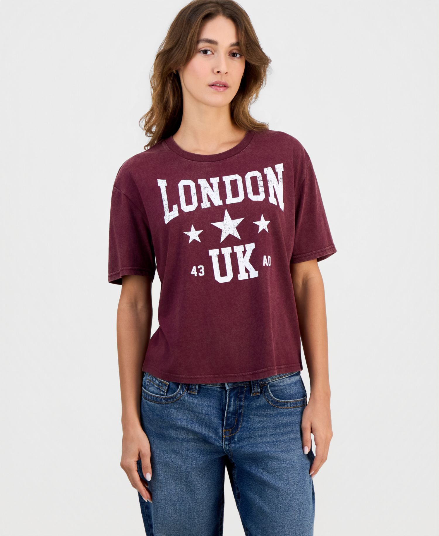 Juniors' London Graphic T-Shirt